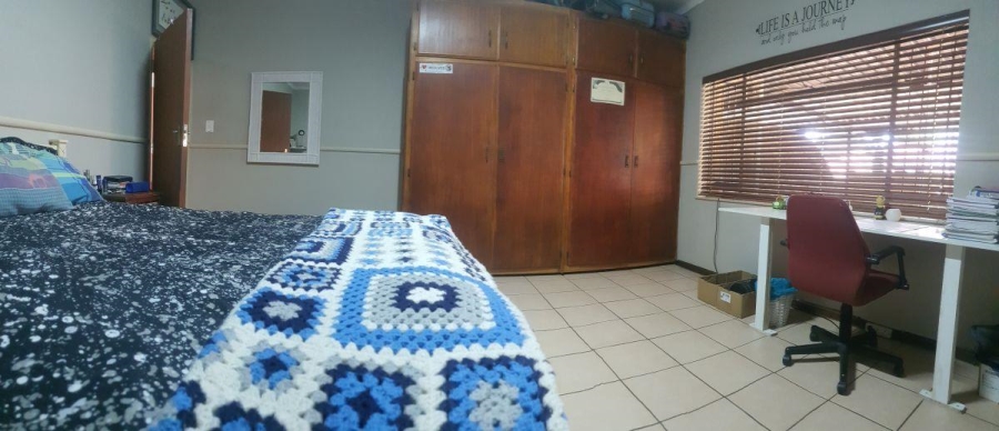 6 Bedroom Property for Sale in Kingsview Mpumalanga