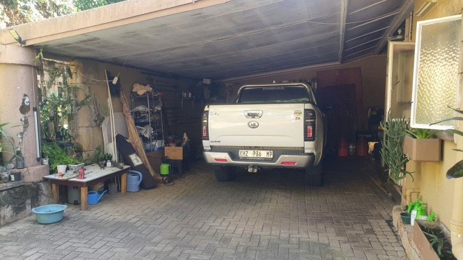 6 Bedroom Property for Sale in Kingsview Mpumalanga