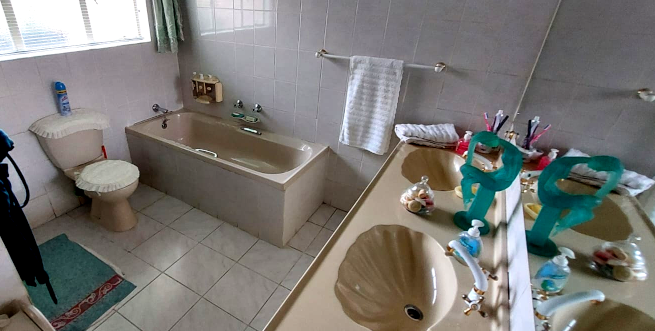 3 Bedroom Property for Sale in Stonehenge Mpumalanga