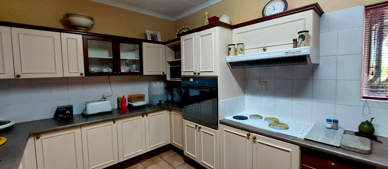 3 Bedroom Property for Sale in Stonehenge Mpumalanga