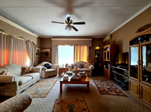 3 Bedroom Property for Sale in Stonehenge Mpumalanga