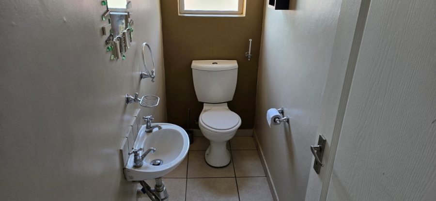 4 Bedroom Property for Sale in Sonheuwel Mpumalanga