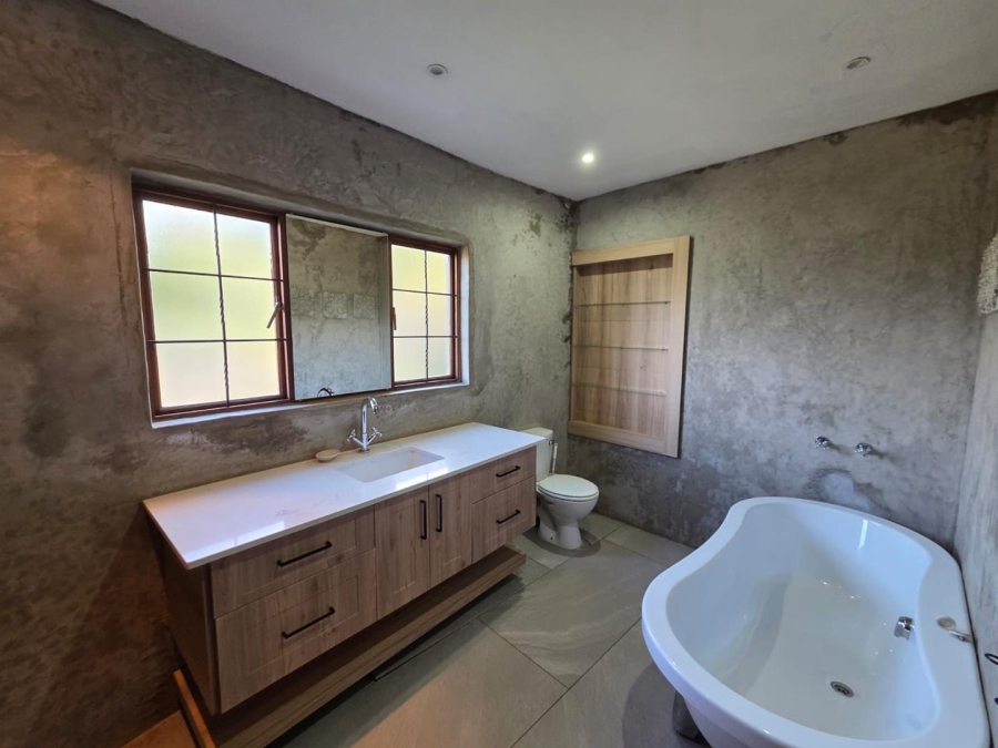 5 Bedroom Property for Sale in Noordsig Landgoed Estate Mpumalanga