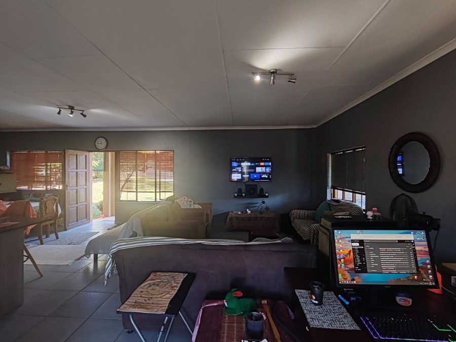 2 Bedroom Property for Sale in Stonehenge Mpumalanga