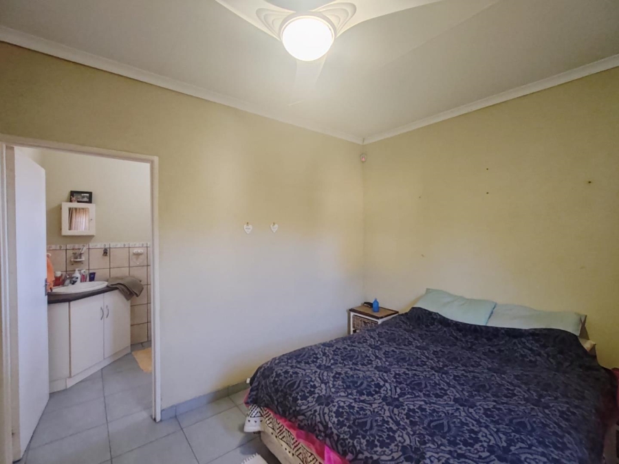 2 Bedroom Property for Sale in Stonehenge Mpumalanga