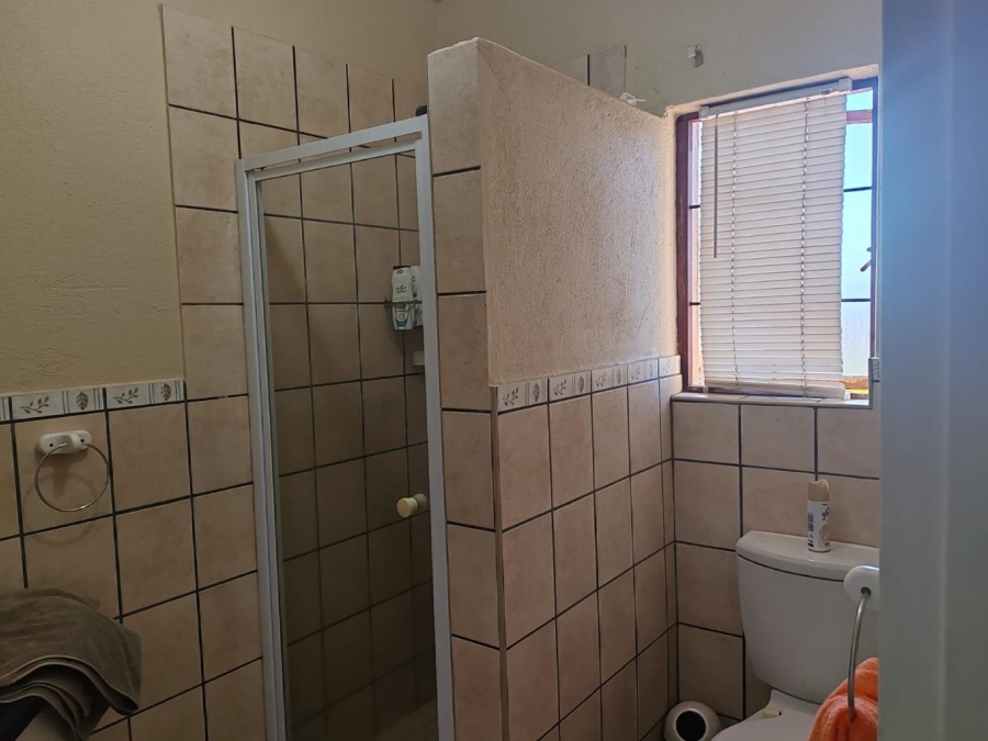 2 Bedroom Property for Sale in Stonehenge Mpumalanga