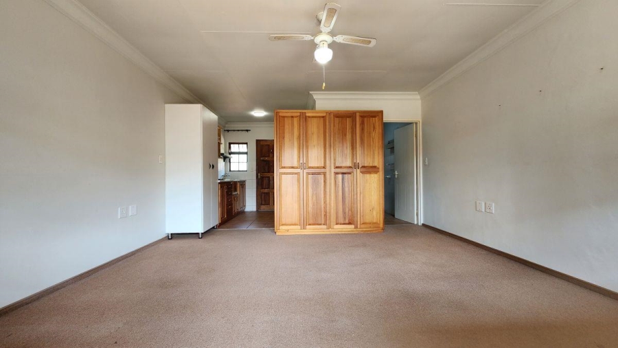 1 Bedroom Property for Sale in White River Mpumalanga