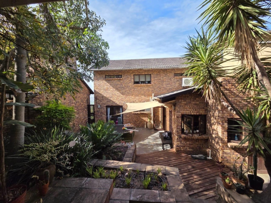 3 Bedroom Property for Sale in West Acres Mpumalanga