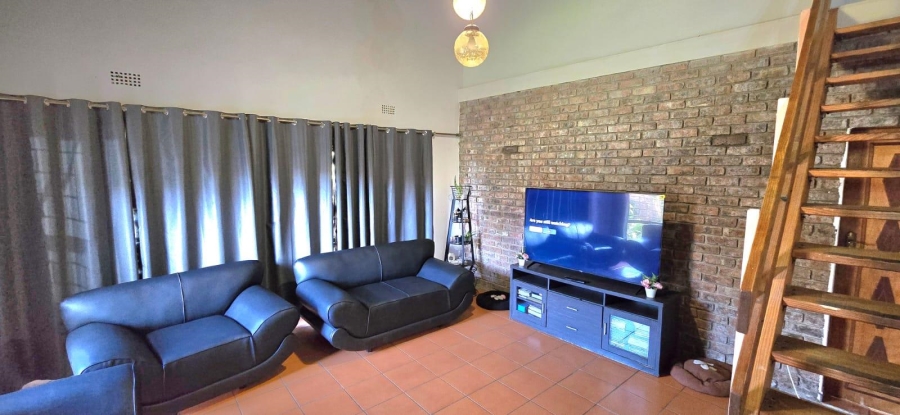 5 Bedroom Property for Sale in West Acres Mpumalanga