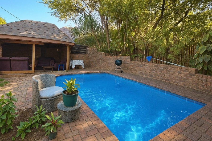5 Bedroom Property for Sale in West Acres Mpumalanga