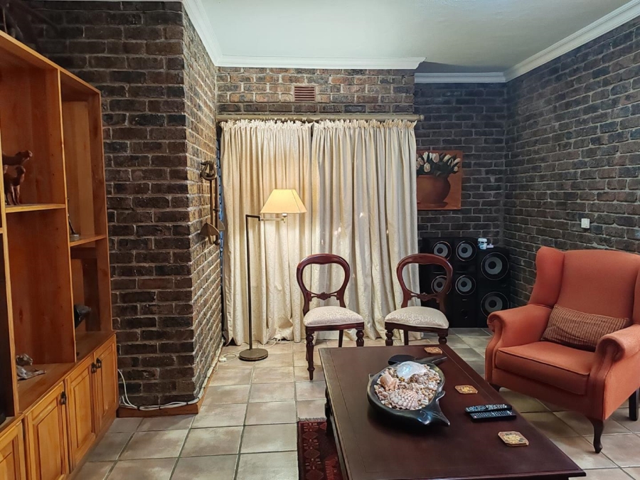 3 Bedroom Property for Sale in West Acres Mpumalanga