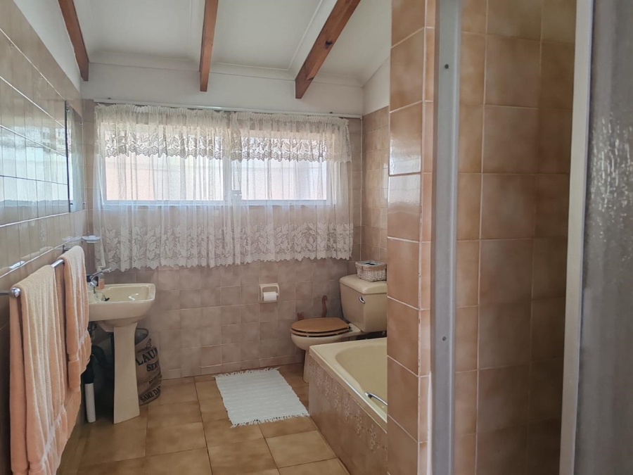 3 Bedroom Property for Sale in West Acres Mpumalanga