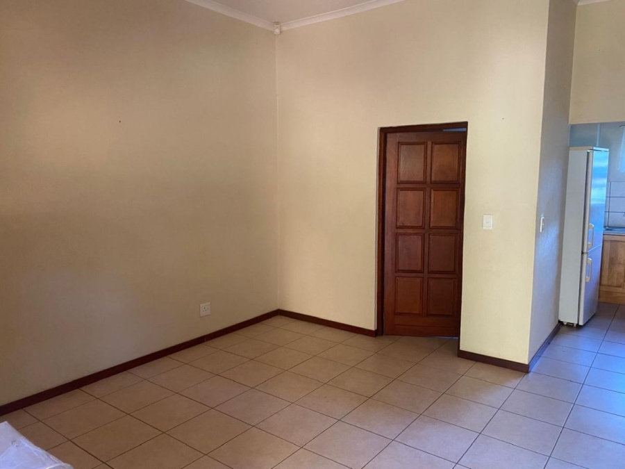 To Let 1 Bedroom Property for Rent in White River Mpumalanga