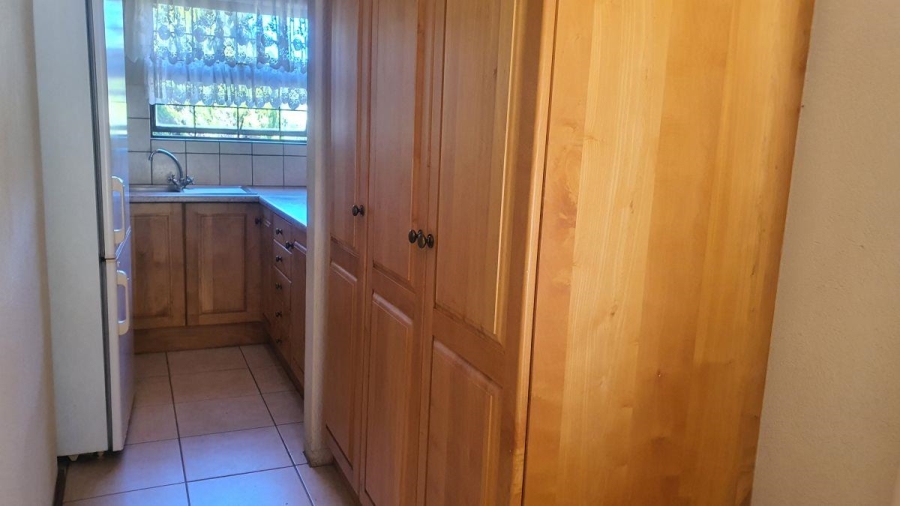 To Let 1 Bedroom Property for Rent in White River Mpumalanga