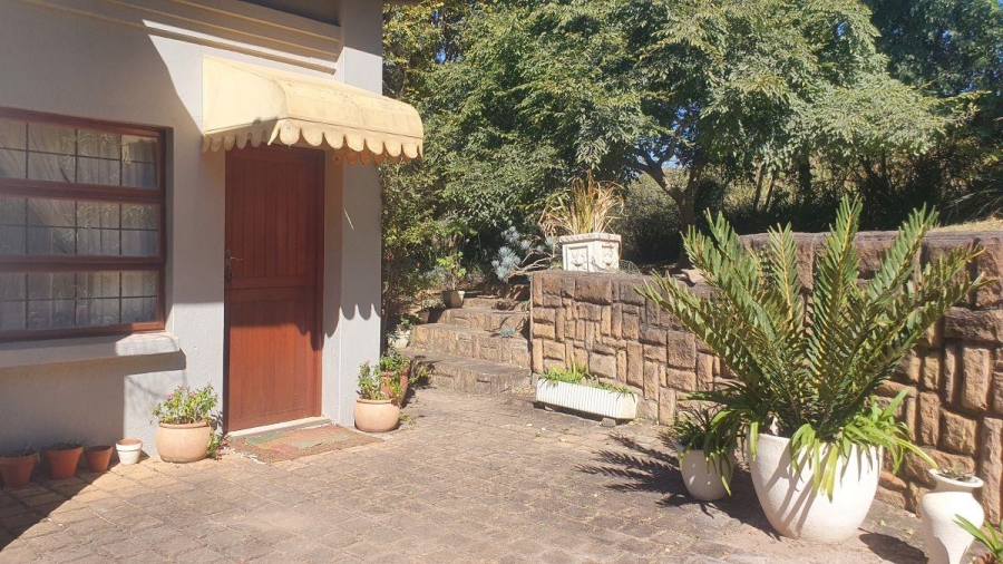 To Let 1 Bedroom Property for Rent in White River Mpumalanga