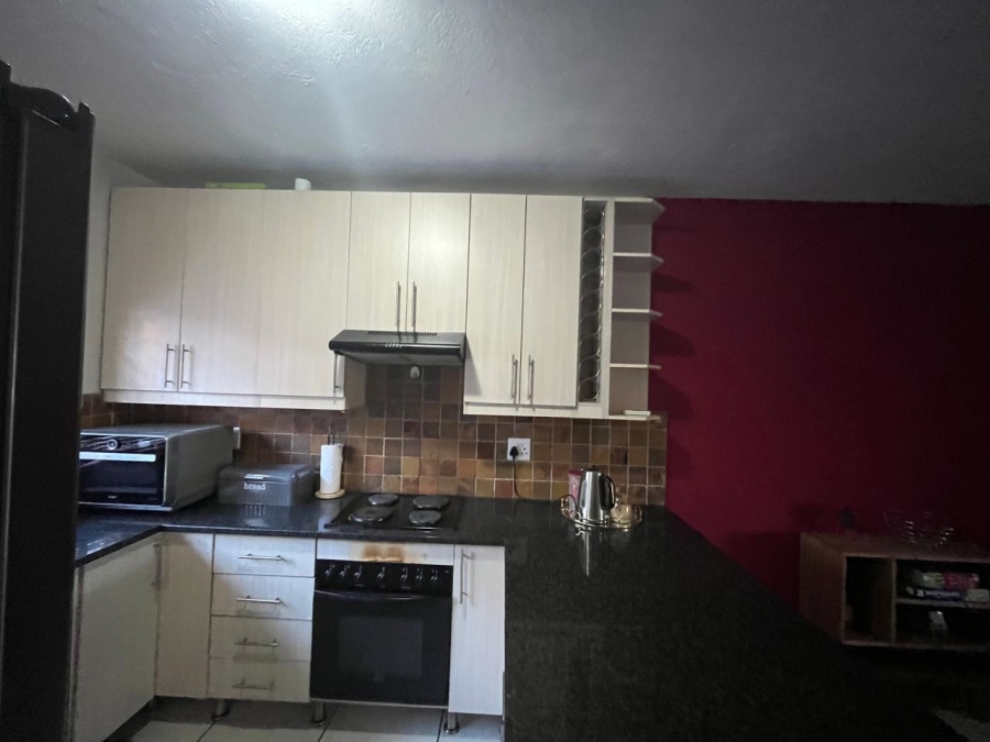 3 Bedroom Property for Sale in Sonheuwel Mpumalanga