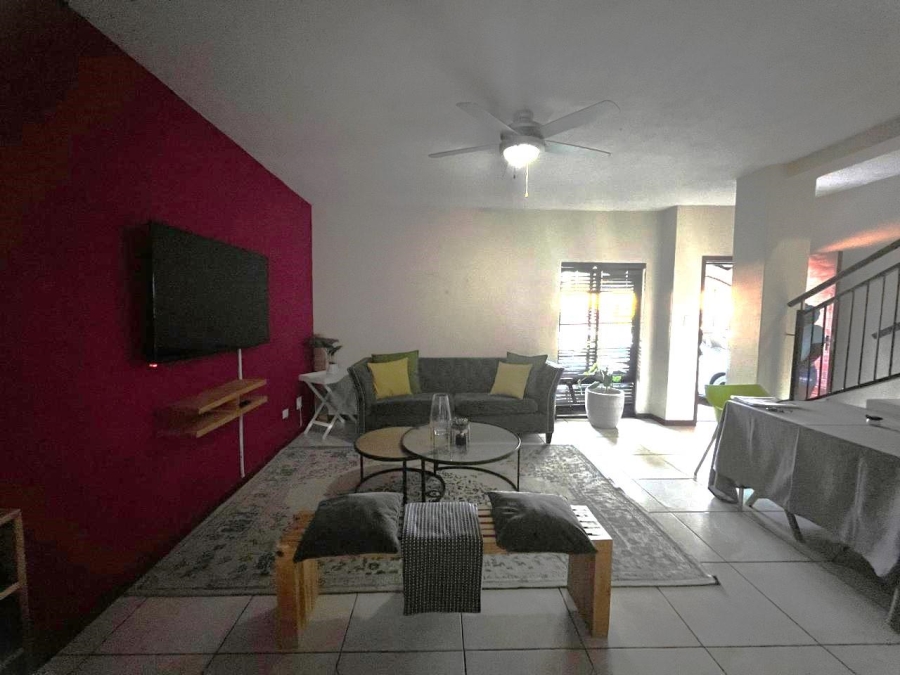 3 Bedroom Property for Sale in Sonheuwel Mpumalanga