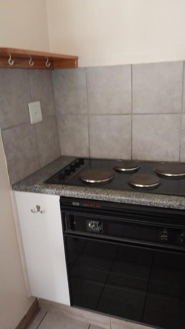7 Bedroom Property for Sale in Eloff Mpumalanga