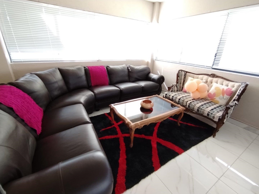 6 Bedroom Property for Sale in Elawini Lifestyle Estate Mpumalanga