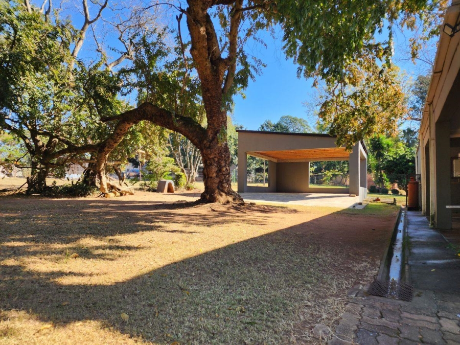 To Let 4 Bedroom Property for Rent in White River Mpumalanga