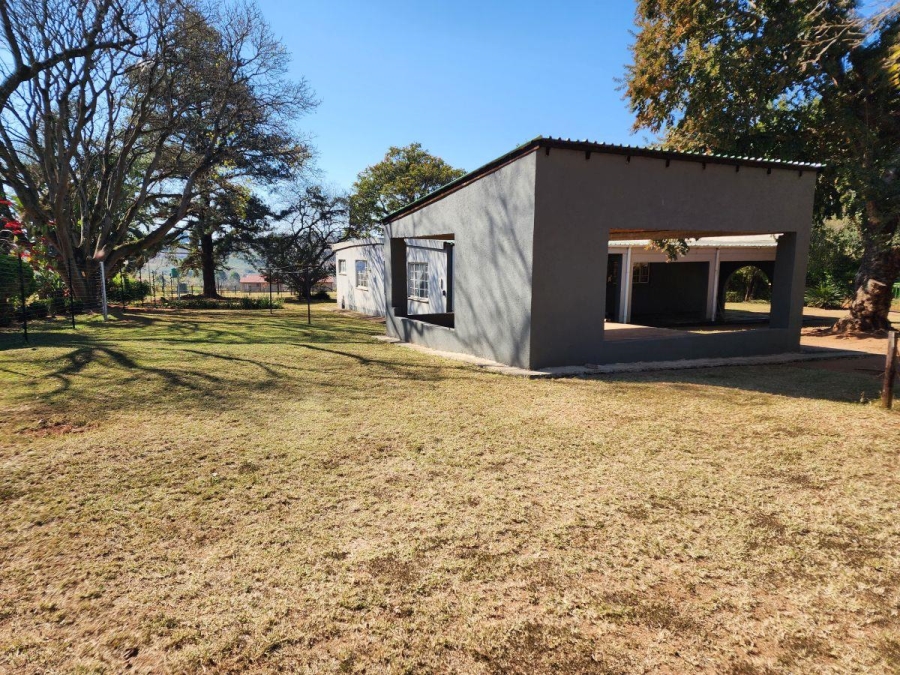 To Let 4 Bedroom Property for Rent in White River Mpumalanga