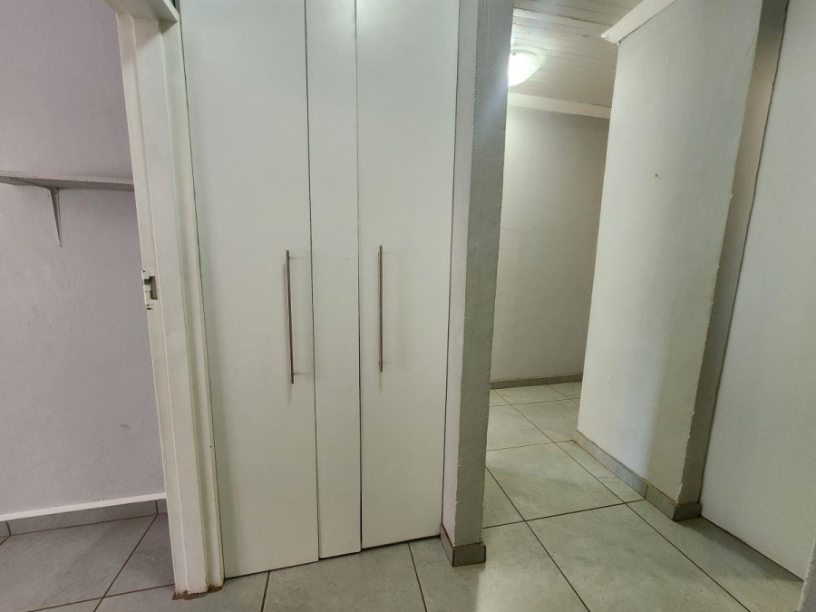 To Let 4 Bedroom Property for Rent in White River Mpumalanga