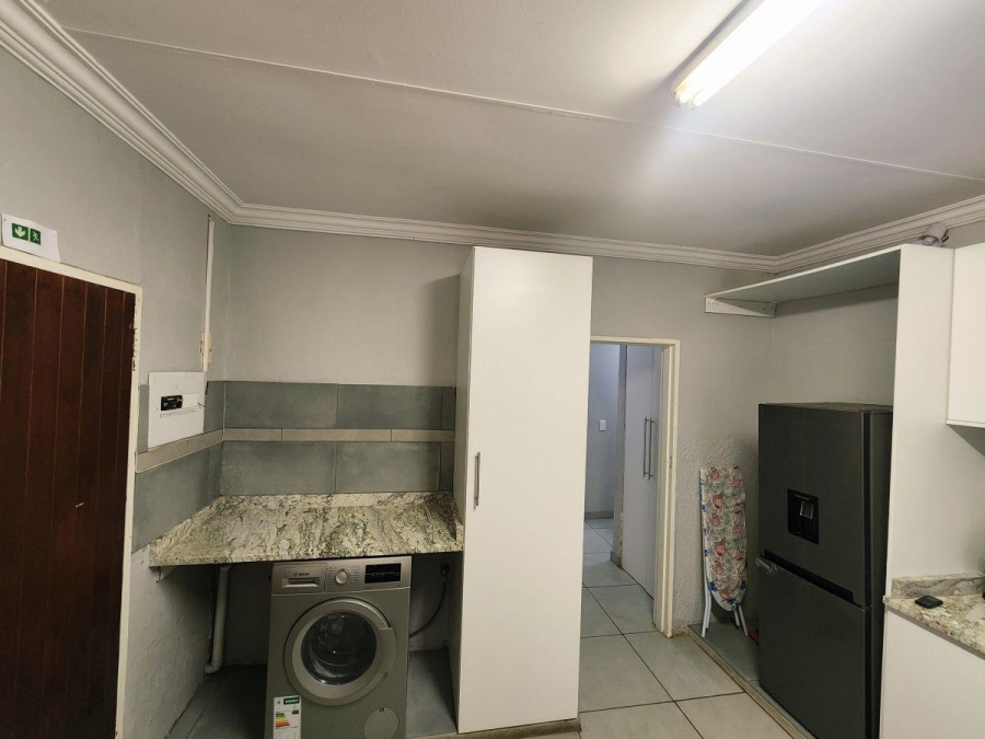 To Let 4 Bedroom Property for Rent in White River Mpumalanga