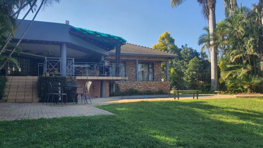 6 Bedroom Property for Sale in White River Mpumalanga