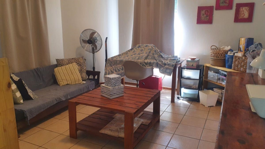6 Bedroom Property for Sale in White River Mpumalanga