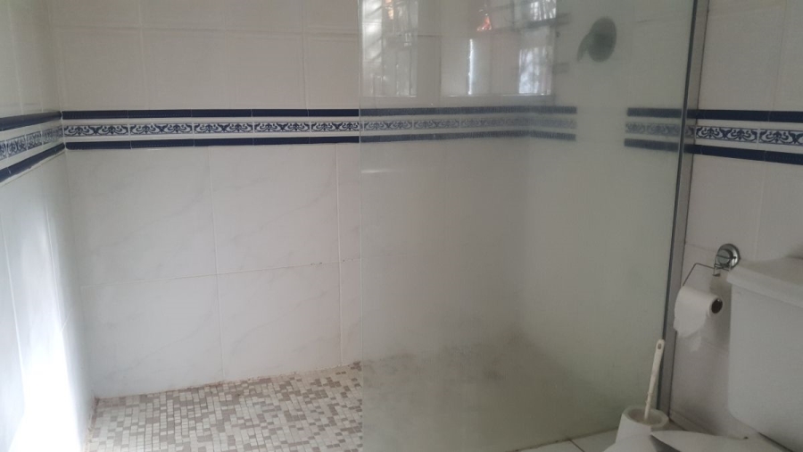 6 Bedroom Property for Sale in White River Mpumalanga