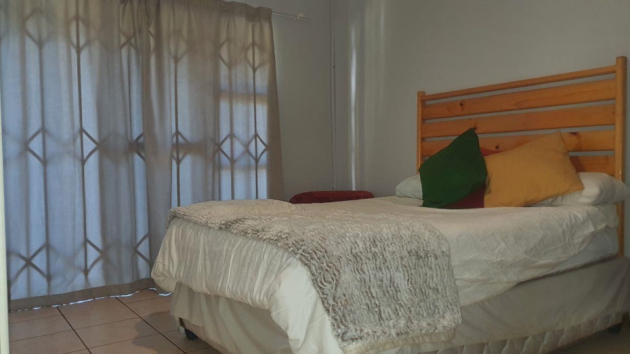 6 Bedroom Property for Sale in White River Mpumalanga