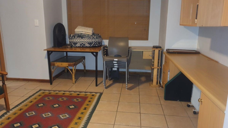 6 Bedroom Property for Sale in White River Mpumalanga