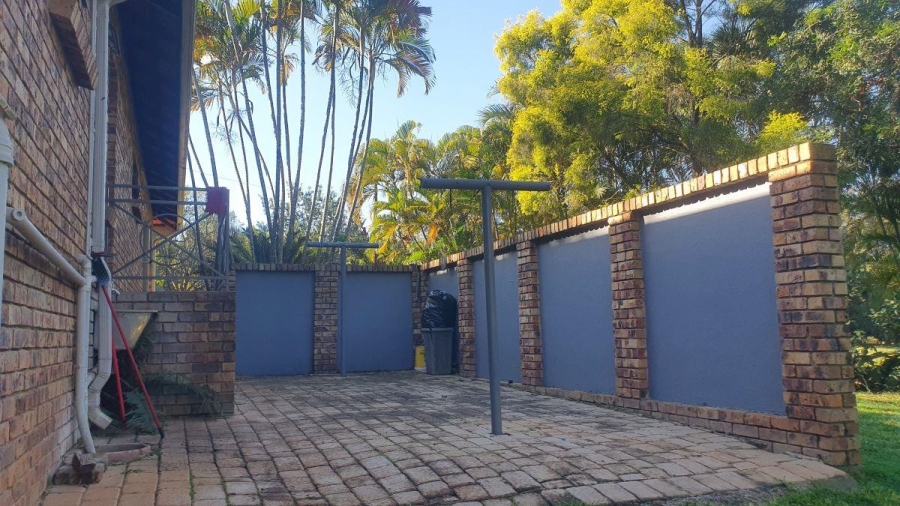 6 Bedroom Property for Sale in White River Mpumalanga