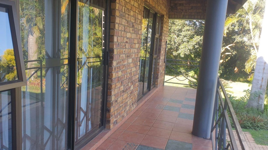 6 Bedroom Property for Sale in White River Mpumalanga