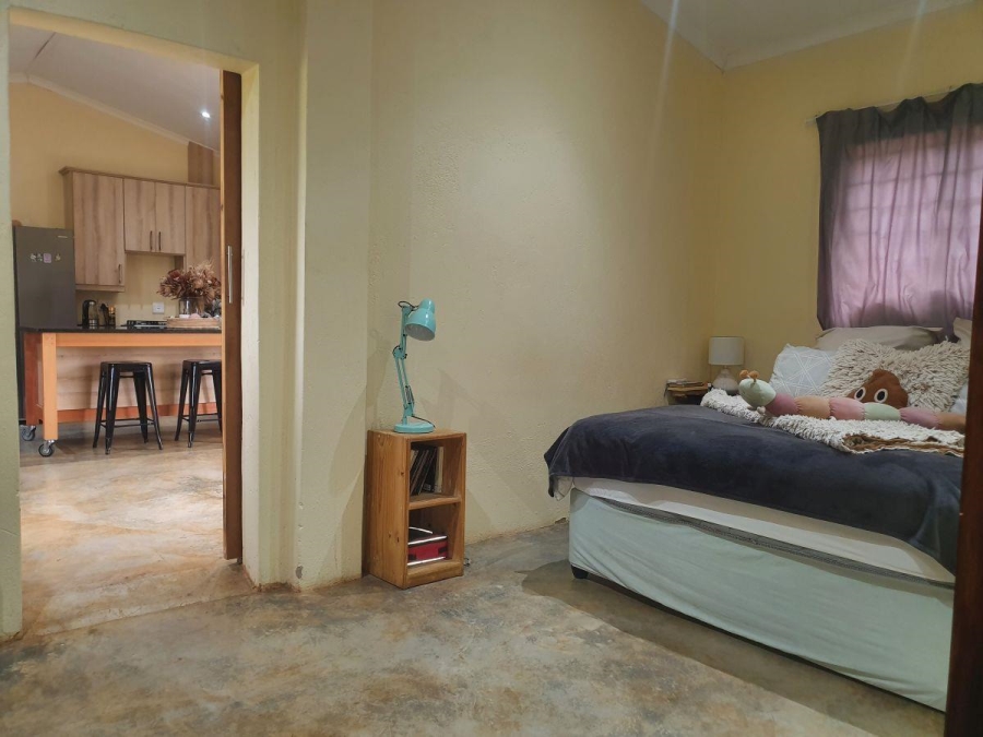 6 Bedroom Property for Sale in White River Mpumalanga