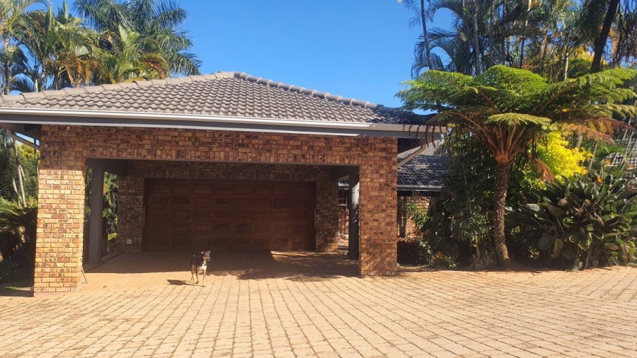 6 Bedroom Property for Sale in White River Mpumalanga