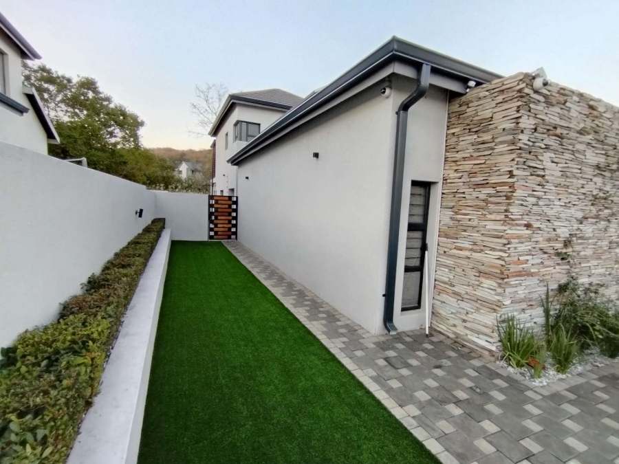 6 Bedroom Property for Sale in Elawini Lifestyle Estate Mpumalanga