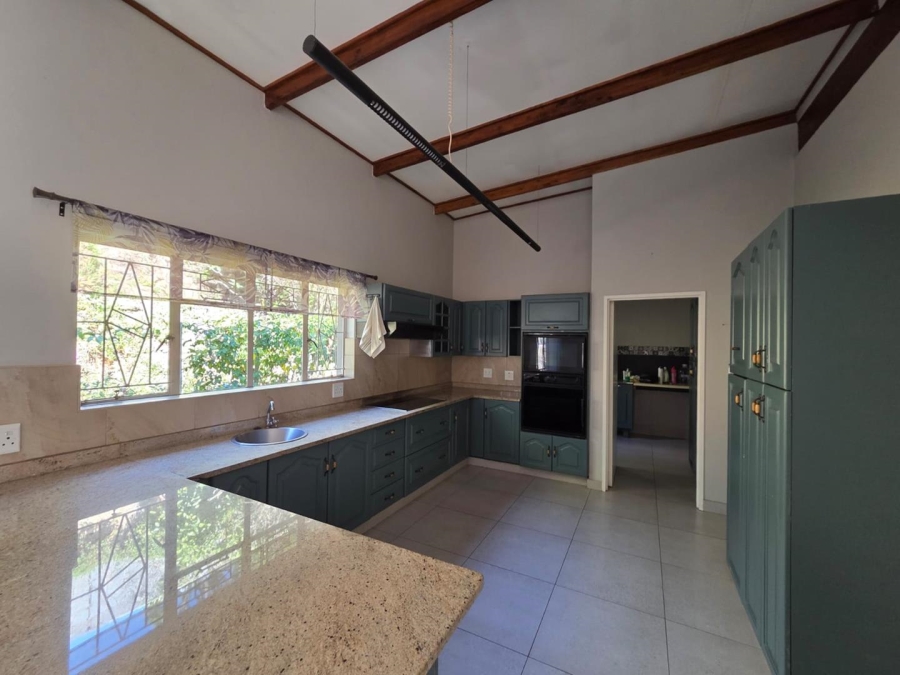 6 Bedroom Property for Sale in Nelspruit Mpumalanga
