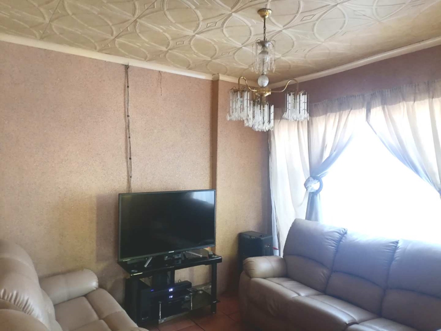 2 Bedroom Property for Sale in Botleng Mpumalanga
