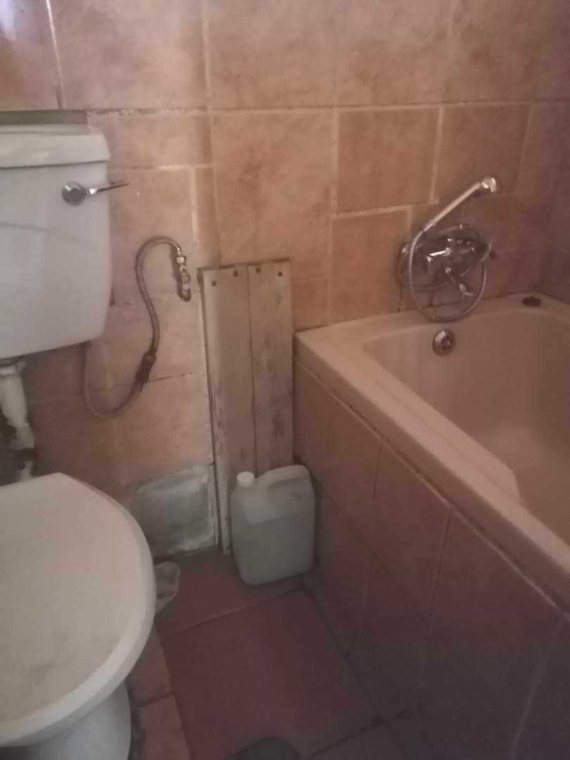 2 Bedroom Property for Sale in Botleng Mpumalanga