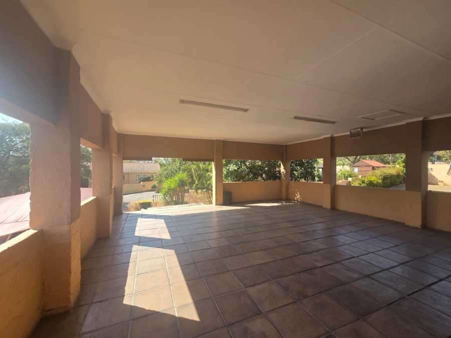 4 Bedroom Property for Sale in Stonehenge Mpumalanga