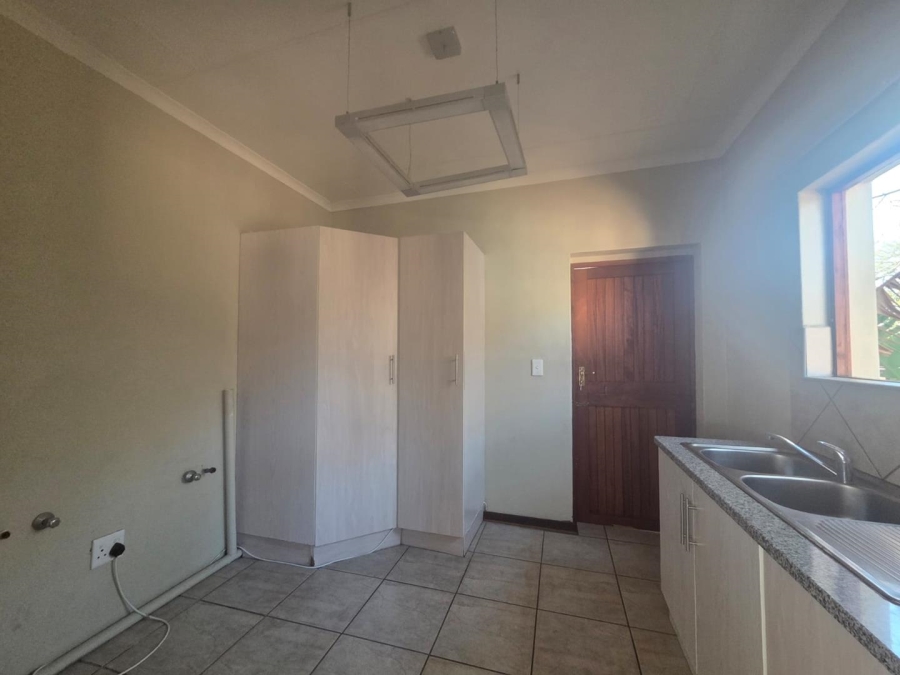 4 Bedroom Property for Sale in Stonehenge Mpumalanga