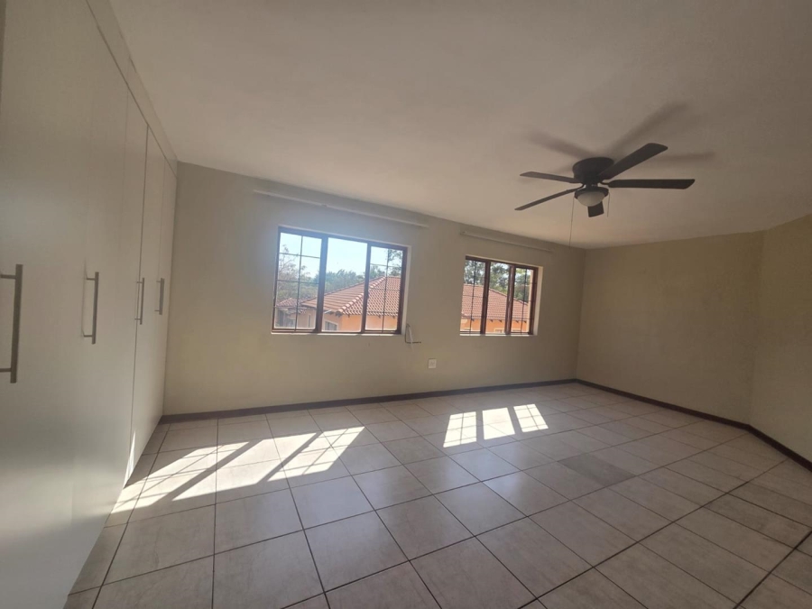 4 Bedroom Property for Sale in Stonehenge Mpumalanga