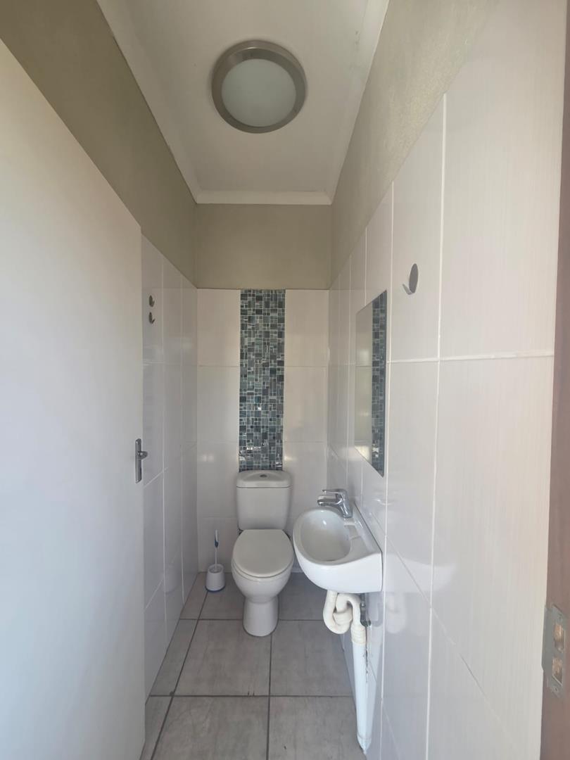 4 Bedroom Property for Sale in Stonehenge Mpumalanga