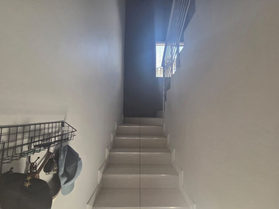 3 Bedroom Property for Sale in Sonheuwel Mpumalanga