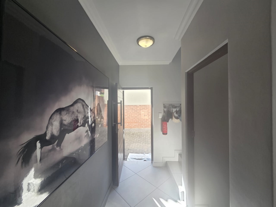 3 Bedroom Property for Sale in Sonheuwel Mpumalanga