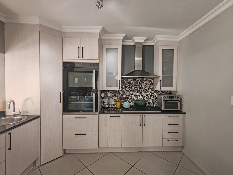 3 Bedroom Property for Sale in Sonheuwel Mpumalanga
