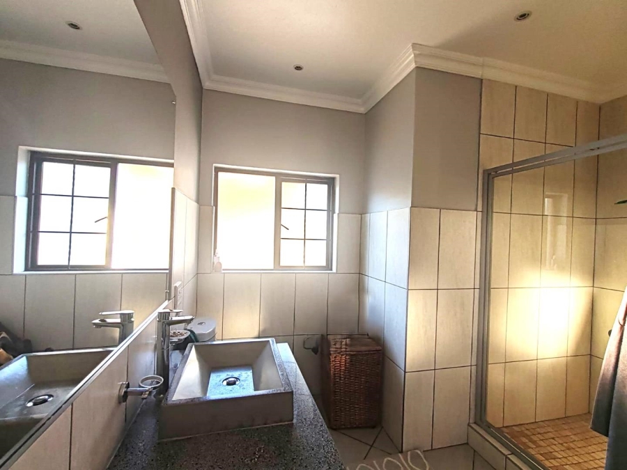 3 Bedroom Property for Sale in Sonheuwel Mpumalanga