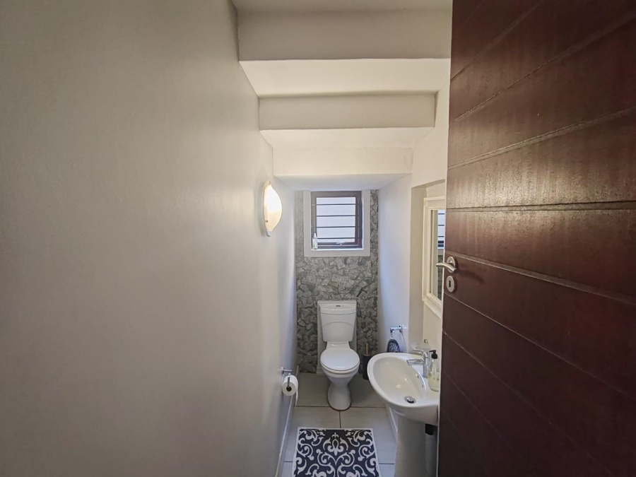3 Bedroom Property for Sale in Sonheuwel Mpumalanga