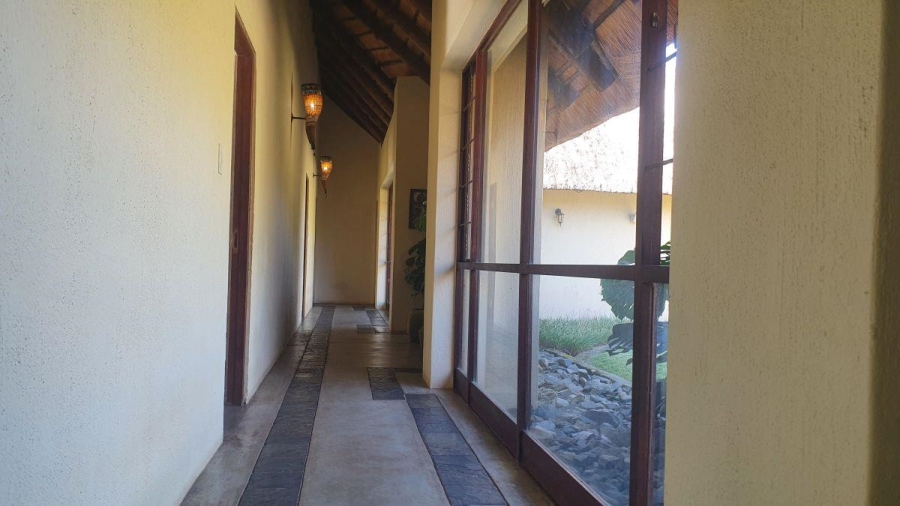6 Bedroom Property for Sale in White River Mpumalanga